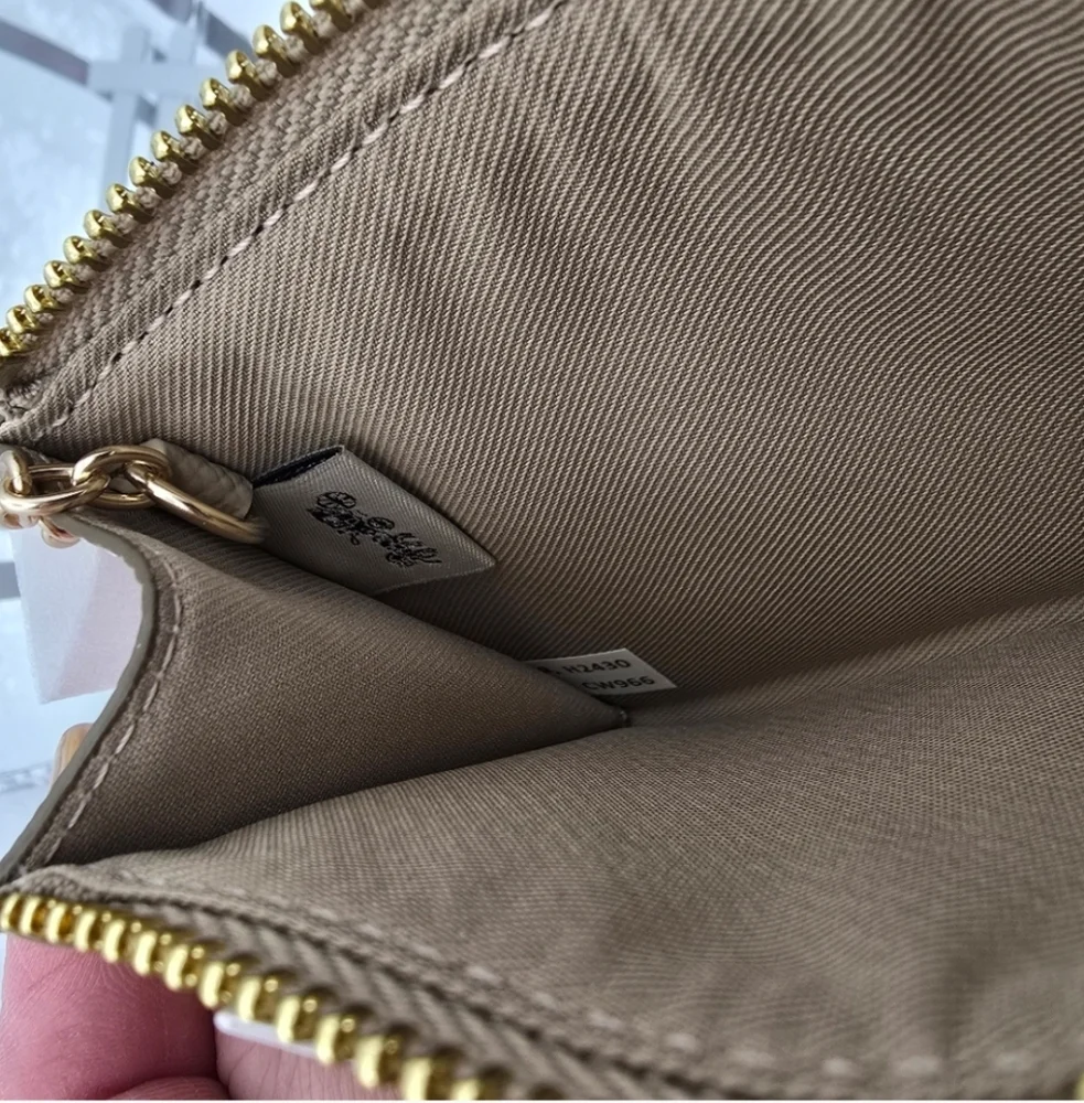 Coach Mini Skinny ID Card Case Golden  Pearlized Metallic Crossgrain Leather - Picture 7 of 8